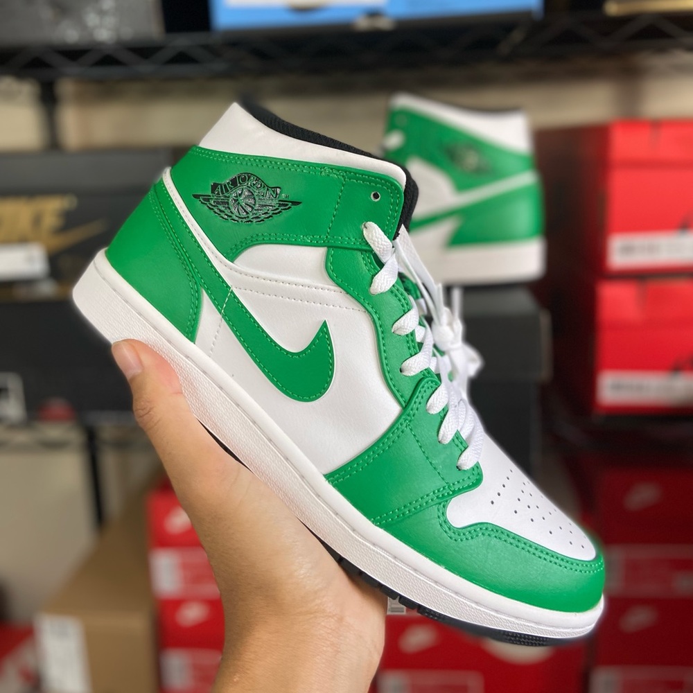 Jordan 1 Mid ‘Lucky Green’ | In-Hand Ready to Ship ✅